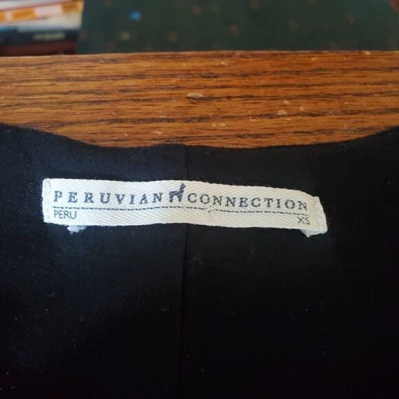 Peruvian Connection black tie waist gathered front - Picture 2 of 4